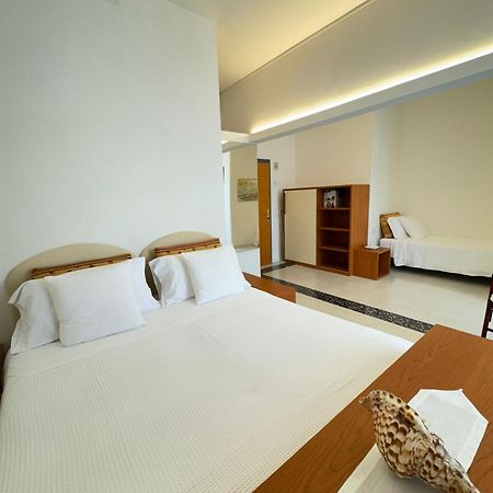 Hotel Pinocchio Κατόλικα Εξωτερικό φωτογραφία