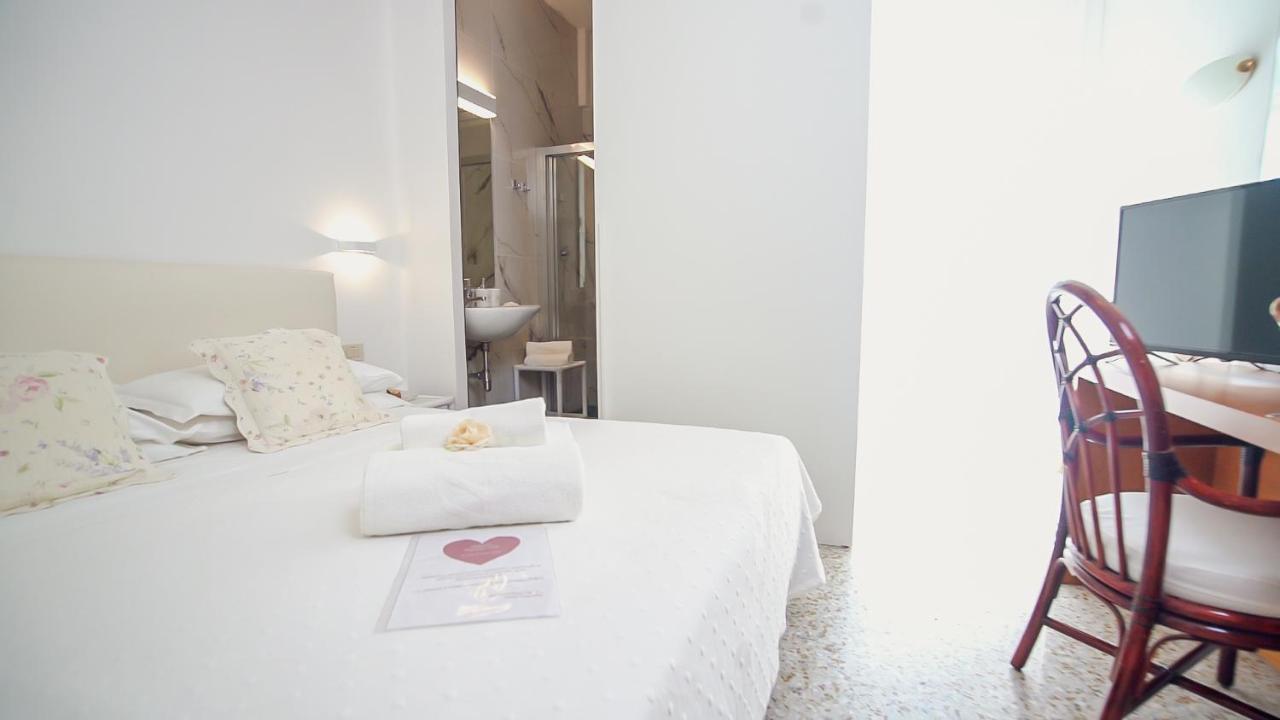 Hotel Pinocchio Κατόλικα Εξωτερικό φωτογραφία